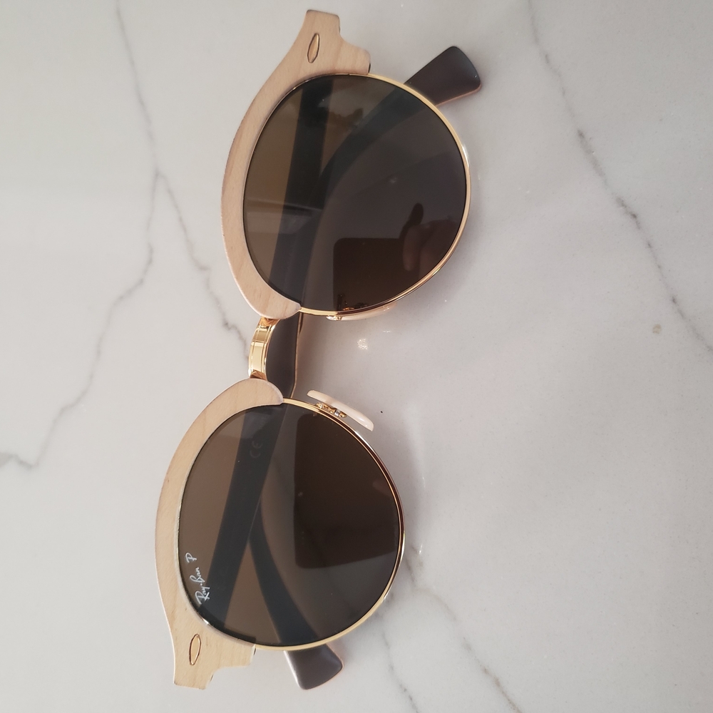 Ray ban Chic Gold and Black Round Sunglasses